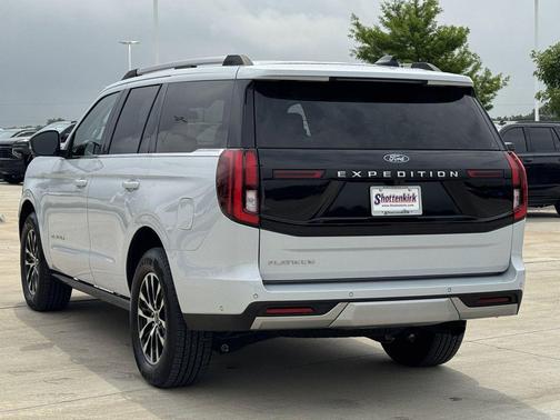 Space Silver Metallic 2025 Ford Expedition Platinum