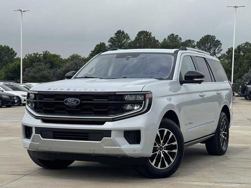 Space Silver Metallic 2025 Ford Expedition Platinum