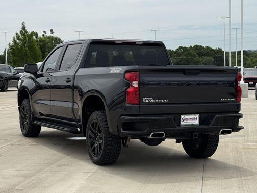 Dark Ash Metallic 2023 Chevrolet Silverado 1500 Custom Trail Boss