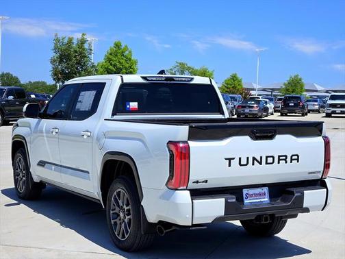 2025 Toyota Tundra Hybrid Platinum