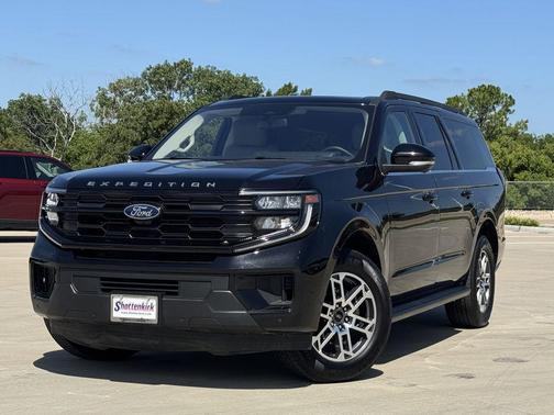 Black Metallic 2025 Ford Expedition Max Active 4x2