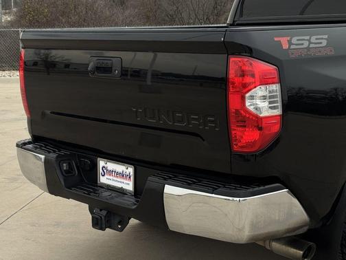 2015 Toyota Tundra SR5