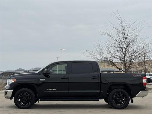 2015 Toyota Tundra SR5