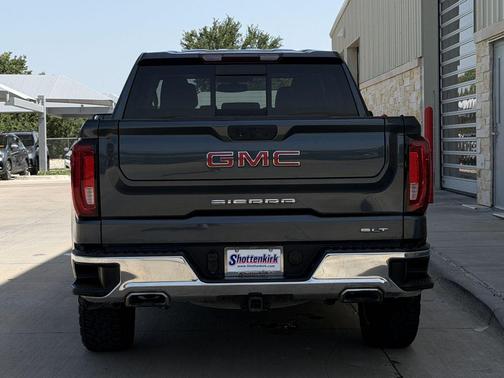 Dark Sky Metallic 2021 GMC Sierra 1500 SLT
