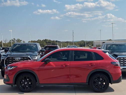 2023 Honda HR-V 2WD Sport