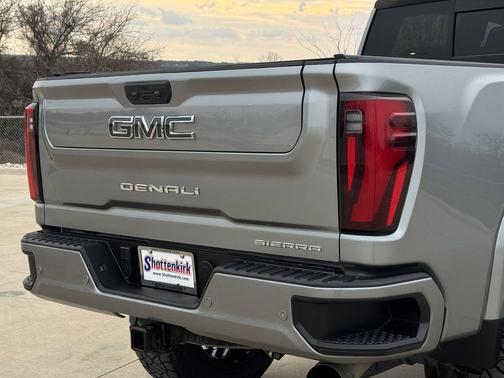 2024 GMC Sierra 2500 Denali Ultimate
