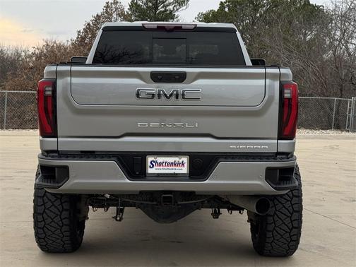 2024 GMC Sierra 2500 Denali Ultimate