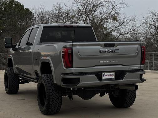 2024 GMC Sierra 2500 Denali Ultimate