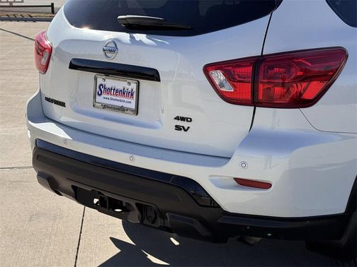 2020 Nissan Pathfinder SV 4WD