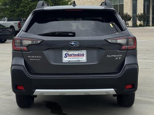 Magnetite Gray Metallic 2024 Subaru Outback Limited XT