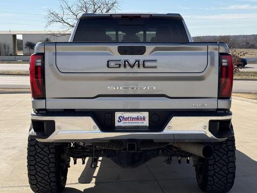 2025 GMC Sierra 2500 SLT