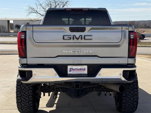 2025 GMC Sierra 2500 SLT