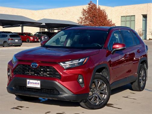 2024 Toyota RAV4 Hybrid XLE Premium