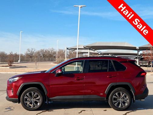 2024 Toyota RAV4 Hybrid XLE Premium