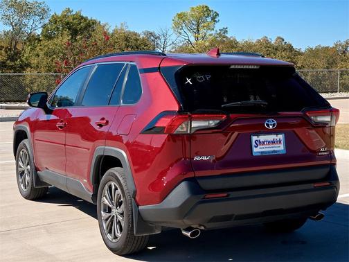 2024 Toyota RAV4 Hybrid XLE Premium