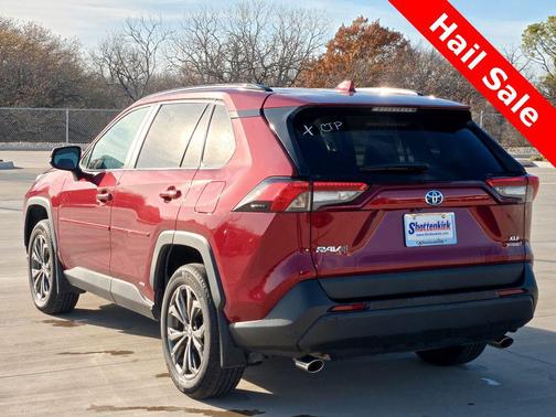 2024 Toyota RAV4 Hybrid XLE Premium