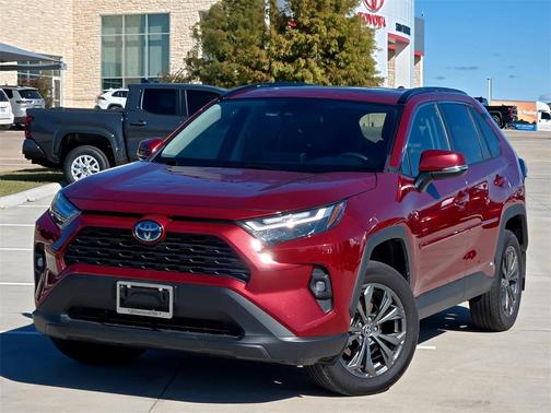 2024 Toyota RAV4 Hybrid XLE Premium