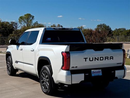 2025 Toyota Tundra Hybrid Platinum