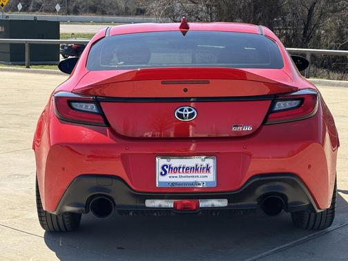 2025 Toyota GR86 Premium