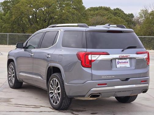 2020 GMC Acadia Denali