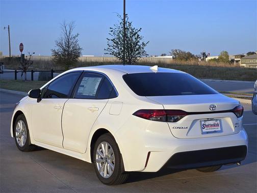 2026 Toyota Corolla Hybrid XLE