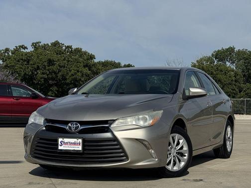 Creme Brulee 2016 Toyota Camry LE