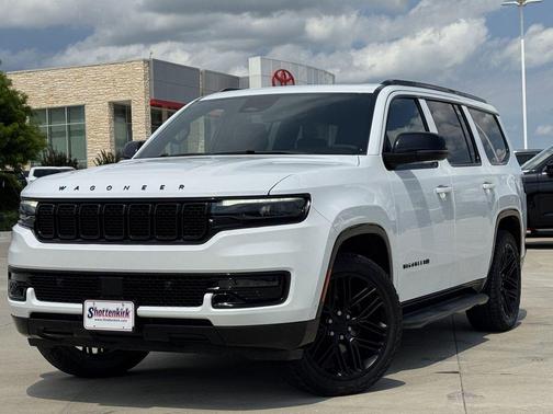 Bright White Clearcoat 2023 Jeep Wagoneer Series II Carbide 4x4