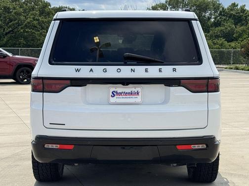 Bright White Clearcoat 2023 Jeep Wagoneer Series II Carbide 4x4
