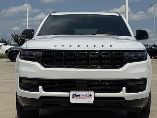 Bright White Clearcoat 2023 Jeep Wagoneer Series II Carbide 4x4