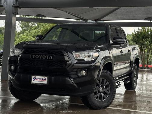 Black 2023 Toyota Tacoma SR5