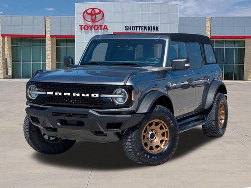 Carbonized Gray Metallic 2022 Ford Bronco Wildtrak