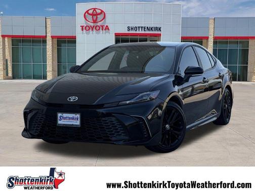 Midnight Black Metallic 2025 Toyota Camry SE