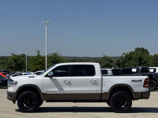 Ivory White Tri-Coat Pearlcoat 2020 RAM 1500 Longhorn