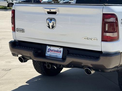 Ivory White Tri-Coat Pearlcoat 2020 RAM 1500 Longhorn