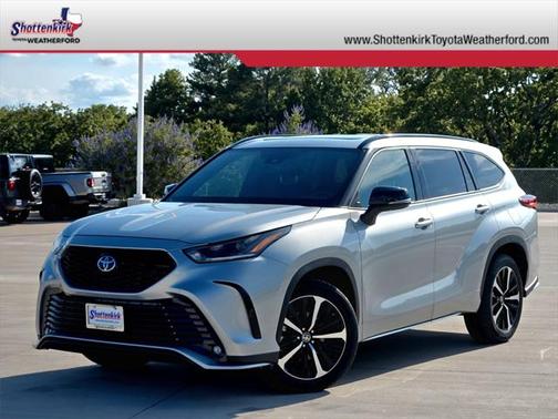 2022 Toyota Highlander XSE