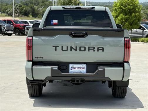 2025 Toyota Tundra Platinum