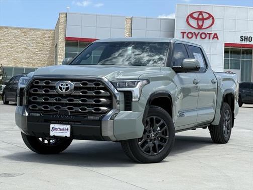 2025 Toyota Tundra Platinum