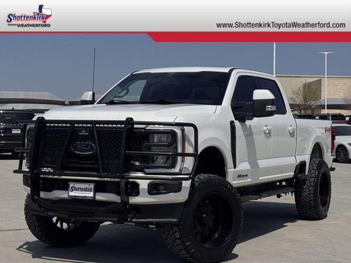 Star White Metallic Tri-Coat 2023 Ford F-250 Lariat