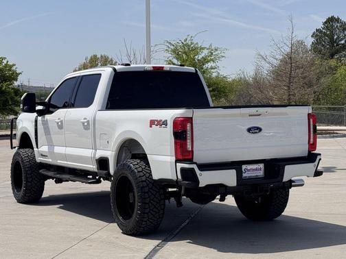 Star White Metallic Tri-Coat 2023 Ford F-250 Lariat