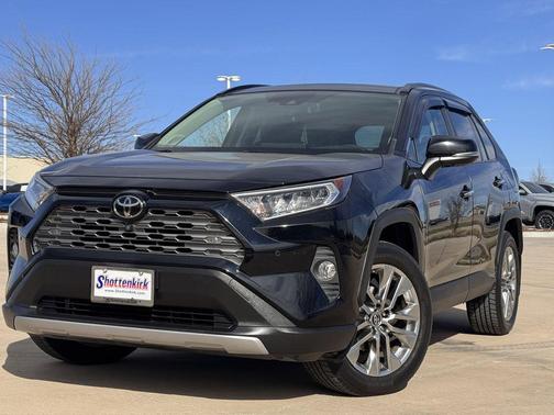 Midnight Black Metallic 2019 Toyota RAV4 Limited