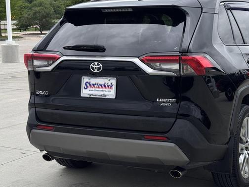 Midnight Black Metallic 2019 Toyota RAV4 Limited