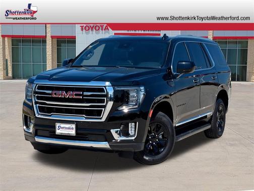 2023 GMC Yukon SLT