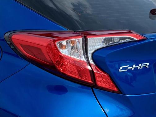 2020 Toyota C-HR XLE