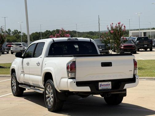 Ice Cap 2023 Toyota Tacoma Limited