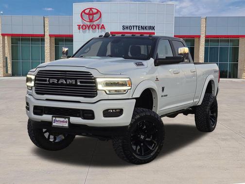 Bright White Clearcoat 2022 RAM 3500 Laramie Crew Cab 4x4 6'4' Box