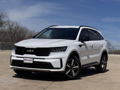 2023 Kia Sorento S