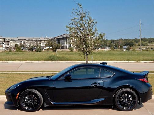 2024 Toyota GR86 Premium