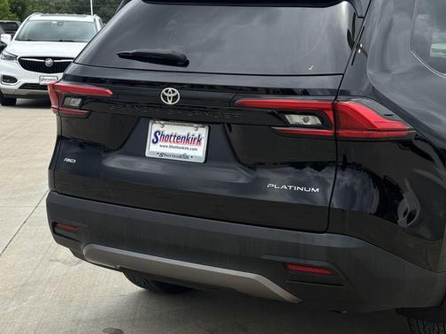 Midnight Black Metallic 2024 Toyota Grand Highlander Platinum