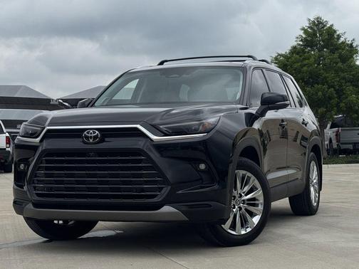 Midnight Black Metallic 2024 Toyota Grand Highlander Platinum
