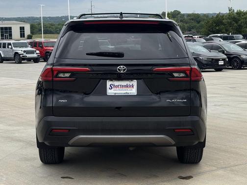 Midnight Black Metallic 2024 Toyota Grand Highlander Platinum